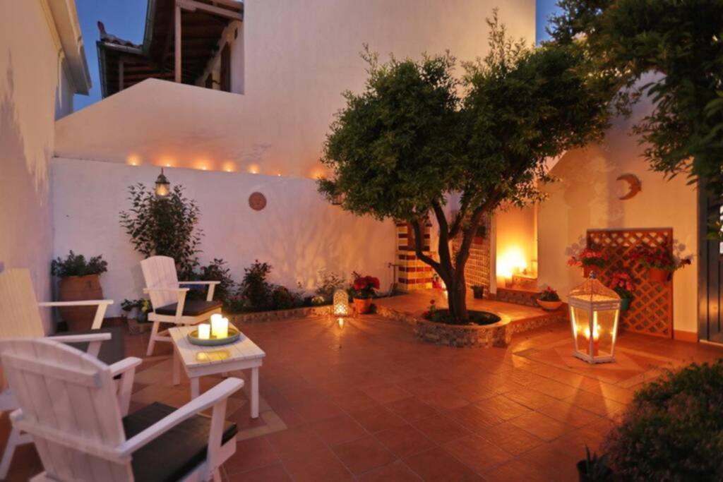 Philoxenia Guest House Skopelos Town Bagian luar foto